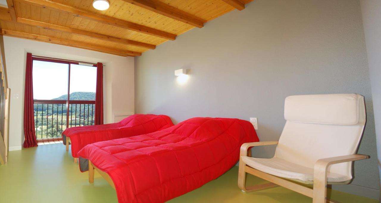 Gite Du Haut Cantal - Appartements Meubles Avec Kitchenette Et Chambres Sans Kitchenette Condat  Exterior foto